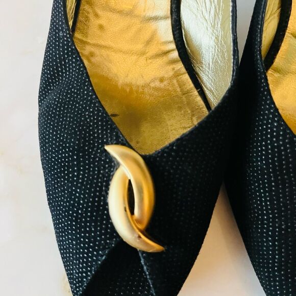 Bruno Magli Elegant Black and Gold Slingback Leather Heels size 9 AA. - Picture 3 of 10